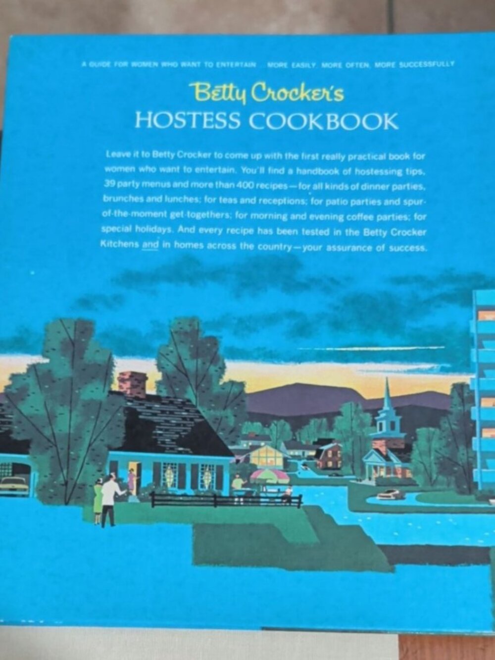 Betty Crockers Hostess Cookbook 1967 Vintage Spiral-Bound Entertaining Guide MCM - Picture 4 of 10